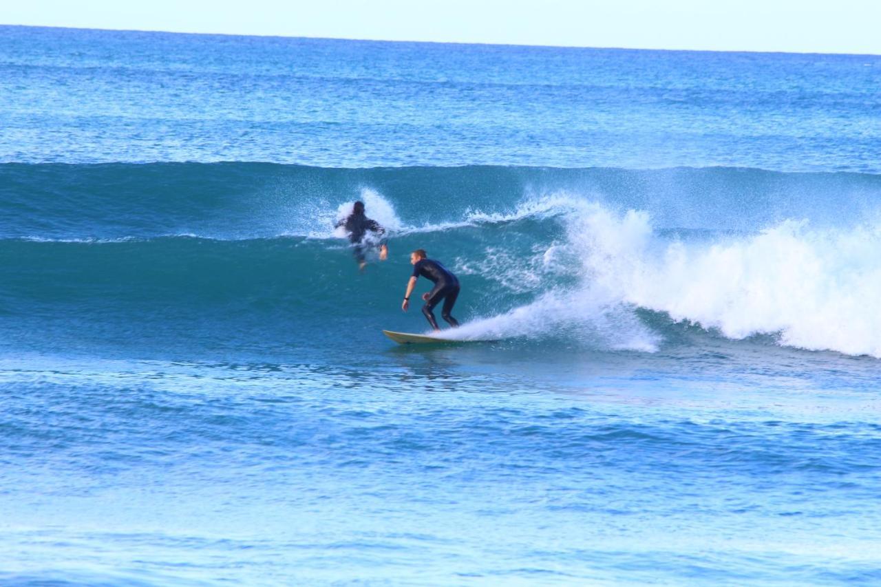 Adventurer'S Chest - Pohutukawa Hotel Hotwater Beach ภายนอก รูปภาพ
